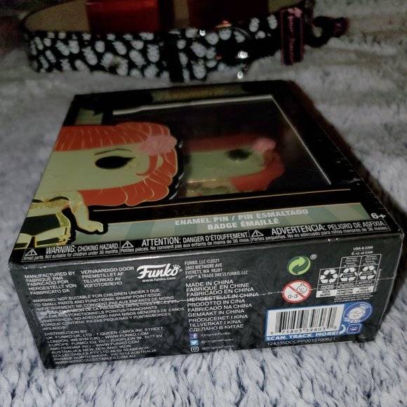 Funko Pop Pins Dc Comics Bombshells Poison Ivy #13, New in Box - Picture 5 of 5